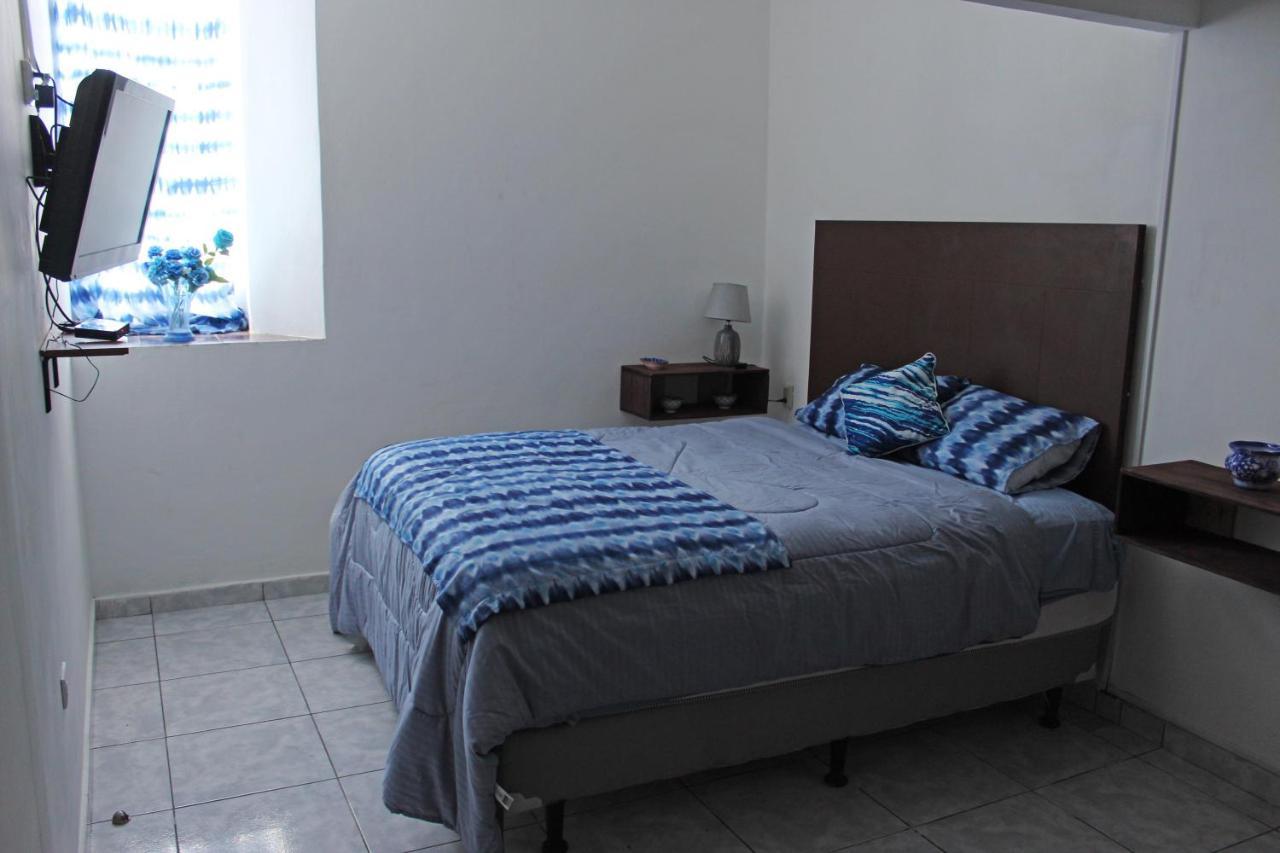 Hotel Y Cafe Ixmati Suchitoto Екстер'єр фото