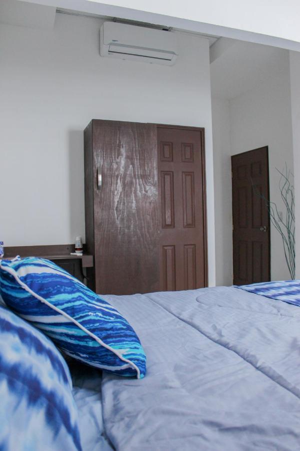 Hotel Y Cafe Ixmati Suchitoto Екстер'єр фото